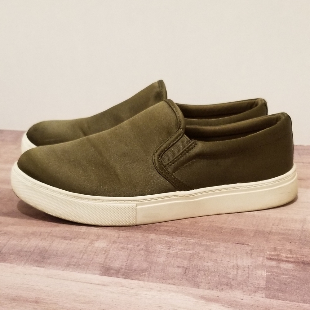 Mossimo Slip Ons